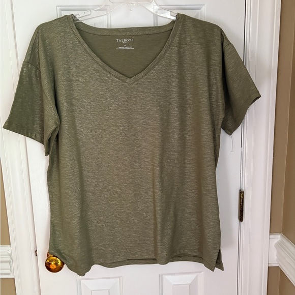 Talbots Olive Green V-Neck Women's Top - Picture 1 of 1